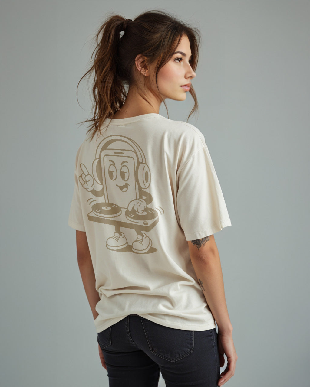 DJ Dog+Bone Relaxed T-shirt | Chalk